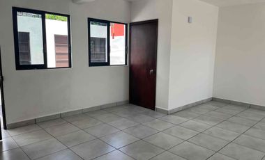 Casa en venta con recámara en planta baja zona Nte pte de la ciudad
