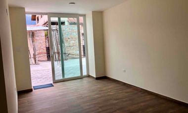 En Ibarra, vendo casa de una sola planta con diseño accesible y espacios amplios