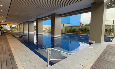 3BR with Parking Cameron Residences QC - For Lease