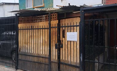 En Venta Casa De 2 Pisos; 3D, 1B y E, en La Florida (Los Navíos)