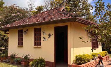 hermosa finca amoblada en arriendo en la mesa