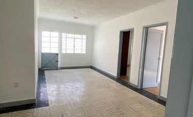 Excelente ubicación departamento Primer nivel remodelado en Zona Centro