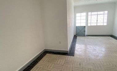Excelente ubicación departamento Primer nivel remodelado en Zona Centro
