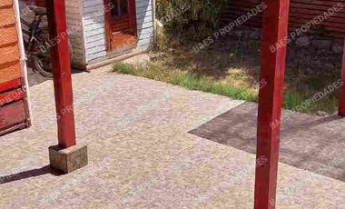SE VENDE CASA EN CONSTITUCIÓN/ VILLA COPIHUE.