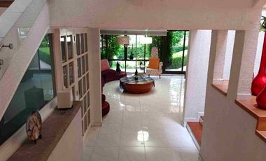 Venta casa en Paseos de la Herradura con jardín