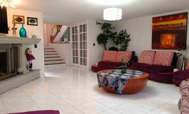 Venta casa en Paseos de la Herradura con jardín