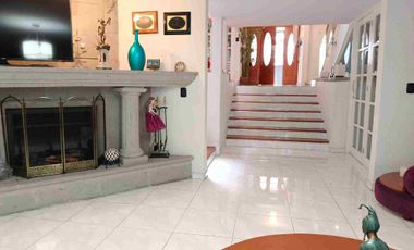 Venta casa en Paseos de la Herradura con jardín