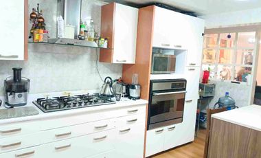 Venta casa en Paseos de la Herradura con jardín