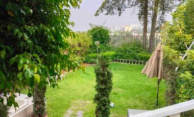 Venta casa en Paseos de la Herradura con jardín