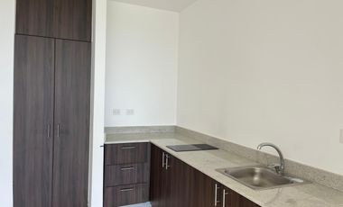 Departamento en venta de dos niveles en Temozon Norte Mérida