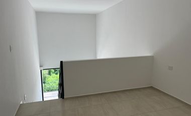 Departamento en venta de dos niveles en Temozon Norte Mérida