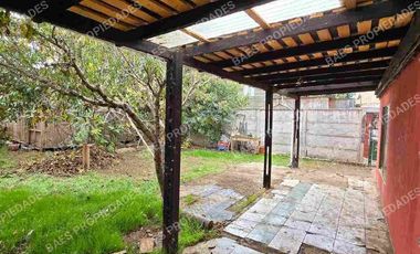 SE VENDE CASA EN PUTÚ