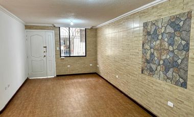 ARRIENDO CASA EN CARCELÉN A POCOS METROS DEL COLEGIO AMERICANO