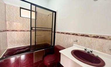 ARRIENDO CASA EN CARCELÉN A POCOS METROS DEL COLEGIO AMERICANO