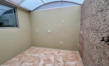 ARRIENDO CASA EN CARCELÉN A POCOS METROS DEL COLEGIO AMERICANO