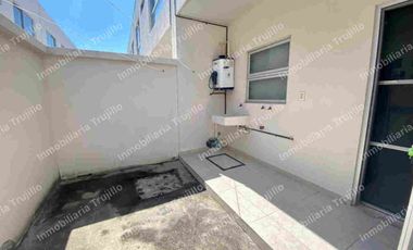 VENDO CASA (ANTES DEL PUENTE) EN BOCA DEL RIO, CERCA DE PLAZA RIO, DENTRO DE FRACCIONAMIENTO CERRADO CON VIGILANCIA