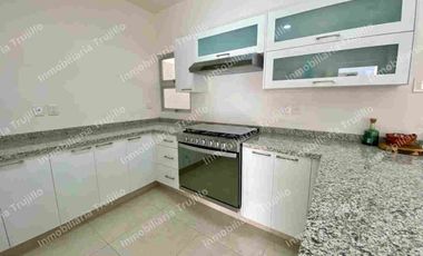 VENDO CASA (ANTES DEL PUENTE) EN BOCA DEL RIO, CERCA DE PLAZA RIO, DENTRO DE FRACCIONAMIENTO CERRADO CON VIGILANCIA