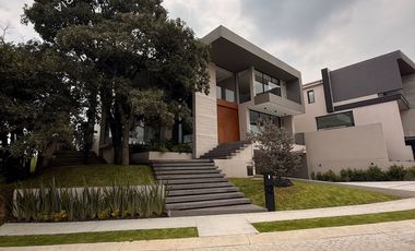 Casa nueva en venta en exclusivo fraccionamiento de Zona Esmeralda, Atizapan de Zaragoza