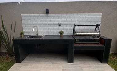 Casa nueva en venta en exclusivo fraccionamiento de Zona Esmeralda, Atizapan de Zaragoza