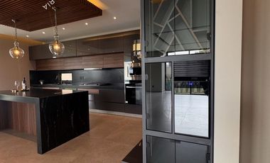 Casa nueva en venta en exclusivo fraccionamiento de Zona Esmeralda, Atizapan de Zaragoza