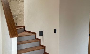 CASA EN VENTA PRADERAS ALTOZANO MORELIA