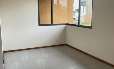 CASA EN VENTA PRADERAS ALTOZANO MORELIA