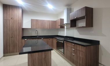 CASA EN RENTA ZONA COUNTRY REAL CAMPESTRE