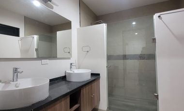 CASA EN RENTA ZONA COUNTRY REAL CAMPESTRE