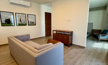 SE RENTA Departamento AMUEBLADO en Parkview piso 15