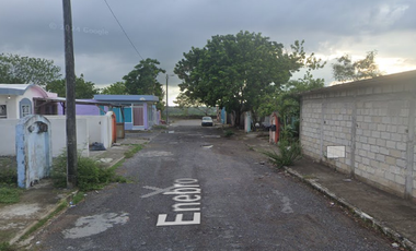 CASA DE RECUPERACIÓN BANCARIA EN CALLE ENEBRO, FRACC. GEO VILLAS DE LOS PINOS, VERACRUZ. ¡NO SE ACEPTAN CRÉDITOS !