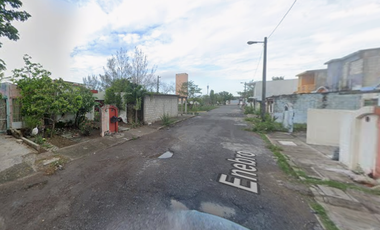 CASA DE RECUPERACIÓN BANCARIA EN CALLE ENEBRO, FRACC. GEO VILLAS DE LOS PINOS, VERACRUZ. ¡NO SE ACEPTAN CRÉDITOS !