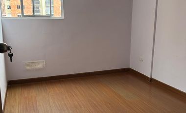 SE ARRIENDA HERMOSO APARTAMENTO EN MADRID