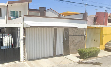 PROPIEDAD EN RECUPERACION BANCARIA EN LA COLONIA MIRAFLORES