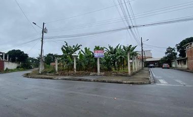 TERRENO ESQUINERO EN VENTA EN P