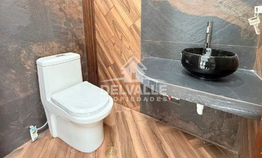 Casa Moderna de 2 Pisos + Terraza | 165 m² Construidos – Zona Fresca y Ventilada