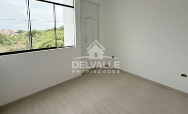 Casa Moderna de 2 Pisos + Terraza | 165 m² Construidos – Zona Fresca y Ventilada