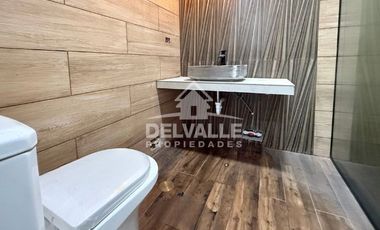 Casa Moderna de 2 Pisos + Terraza | 165 m² Construidos – Zona Fresca y Ventilada