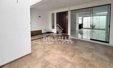 Casa Moderna de 2 Pisos + Terraza | 165 m² Construidos – Zona Fresca y Ventilada