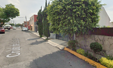 BONITA CASA EN NAUCALPAN DE JUAREZ. EN VENTA (REMATE BANCARIO ADJUDICADO)