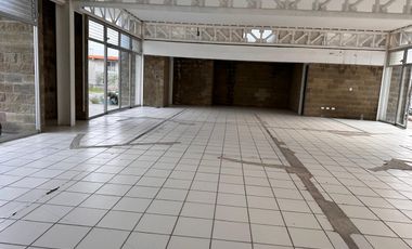 SE RENTA LOCAL COMERCIAL EN AVENIDA PRINCIPAL  EN SANTO TOMÁS CHAUTLA