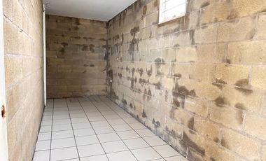SE RENTA LOCAL COMERCIAL EN AVENIDA PRINCIPAL  EN SANTO TOMÁS CHAUTLA
