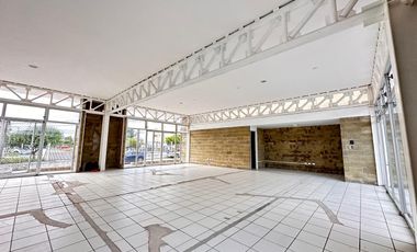 SE RENTA LOCAL COMERCIAL EN AVENIDA PRINCIPAL  EN SANTO TOMÁS CHAUTLA