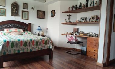 ESPECTACULAR CASA EN CHIA