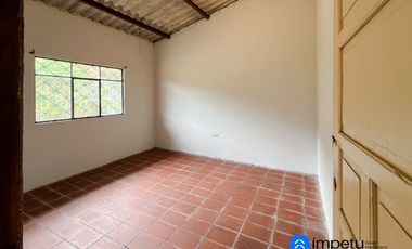 Casa en venta en sector Cabianga cerca del pueblo de Malacatos y de la avenida principal