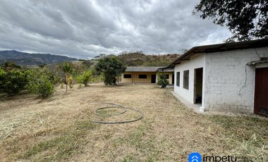 Casa en venta en sector Cabianga cerca del pueblo de Malacatos y de la avenida principal