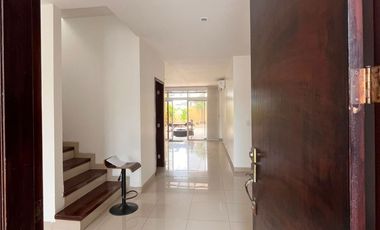 Casa de Alquiler en Primeros Km vía Samborondón