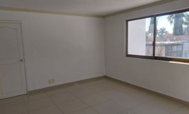 OPORTUNIDAD SUPER CASA POR DEBAJO DE VALOR AVALUO