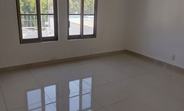 OPORTUNIDAD SUPER CASA POR DEBAJO DE VALOR AVALUO