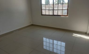 OPORTUNIDAD SUPER CASA POR DEBAJO DE VALOR AVALUO