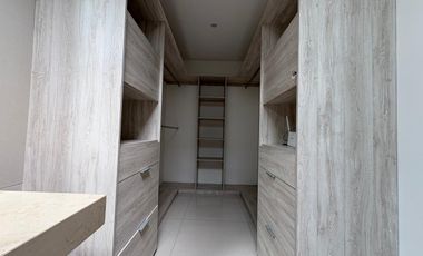 Bonita casa en renta en LA CIMA (coto D)